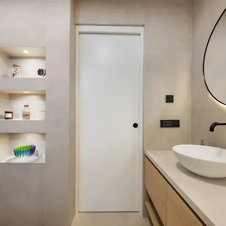Luxe Penthouse With A Castle View Apartma