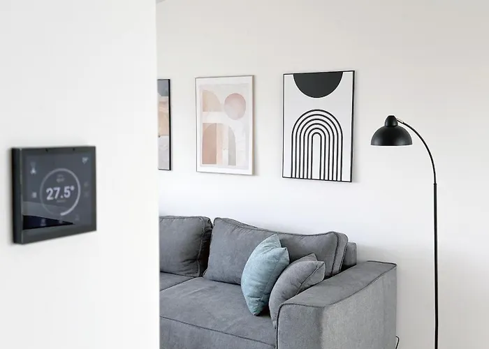 아파트 Luxe Penthouse With A Castle View