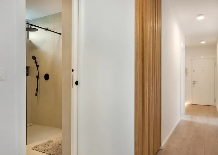 Luxe Penthouse With A Castle View Apartma Ljubljana